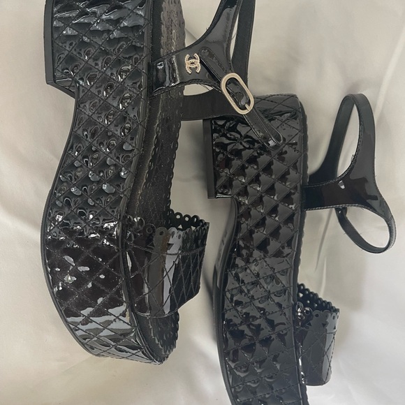Authentic Chanel platform sandals. NWOT - Picture 7 of 8